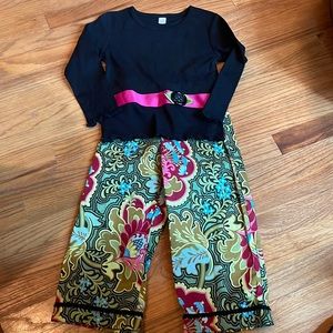 NWOT- Kid Bodies outfit-size 5/6-so colorful-love it!